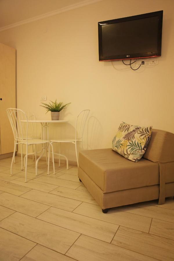 Bait Alfa Kibbutz Country Lodging Bet Alfa Buitenkant foto