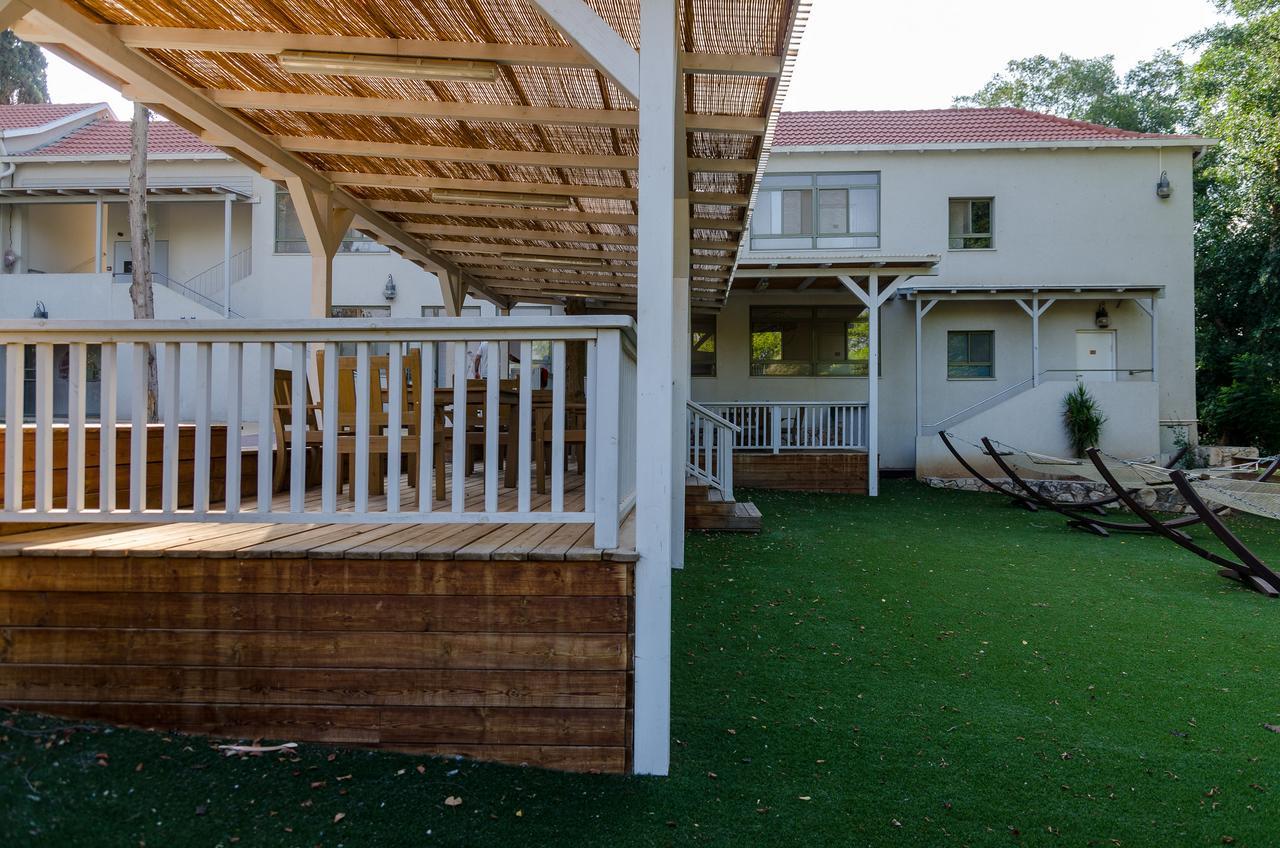 Bait Alfa Kibbutz Country Lodging Bet Alfa Buitenkant foto