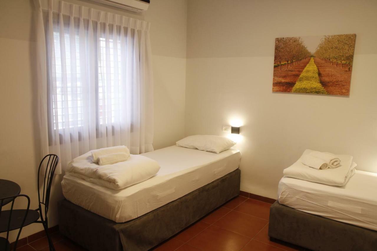 Bait Alfa Kibbutz Country Lodging Bet Alfa Buitenkant foto