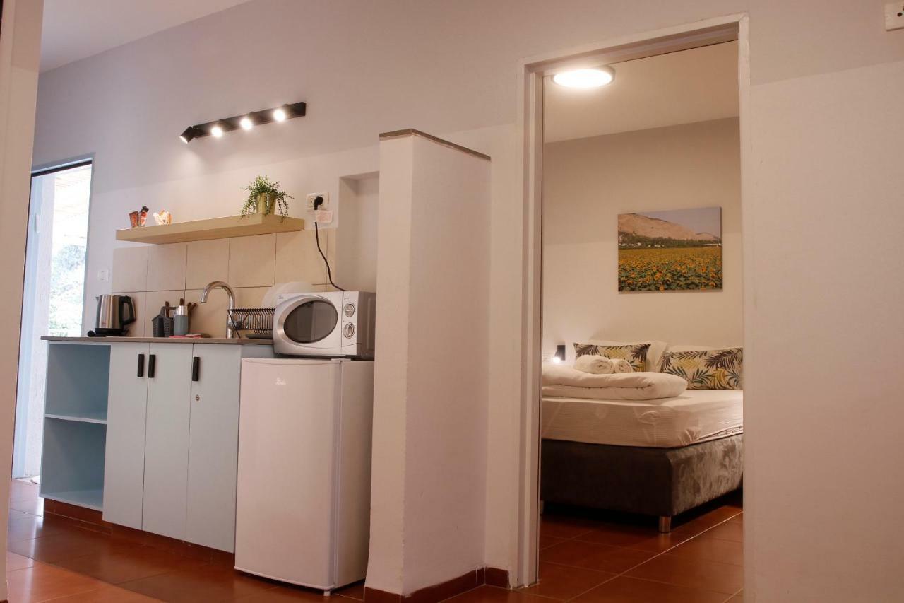 Bait Alfa Kibbutz Country Lodging Bet Alfa Buitenkant foto