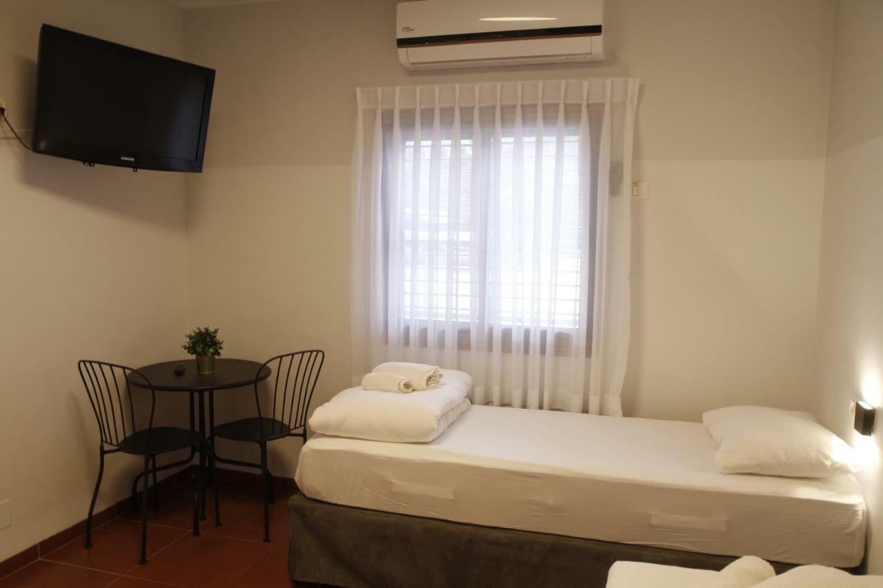 Bait Alfa Kibbutz Country Lodging Bet Alfa Buitenkant foto